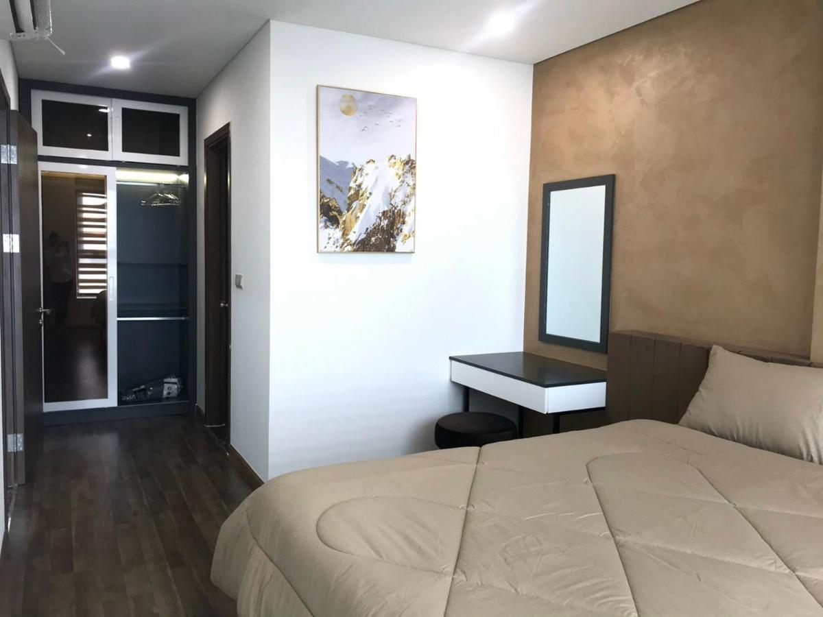 Qhome Dlux 2Pn Thành Pho Ho Chí Minh Esterno foto
